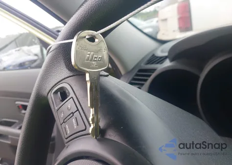 2013 Kia Soul z USA, uszkodzony, nr VIN KNDJT2A57D7633352